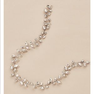 Olive + piper Marlowe hair vine silver